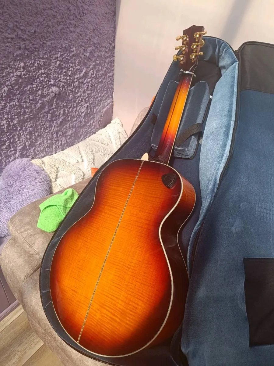 Sigma all solid guitar - Image 3