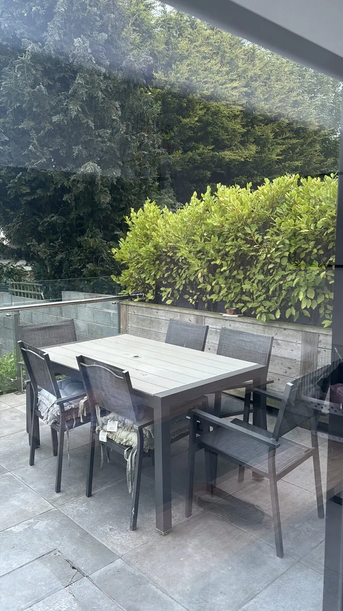 Outdoor sofa and dining table set - Image 2