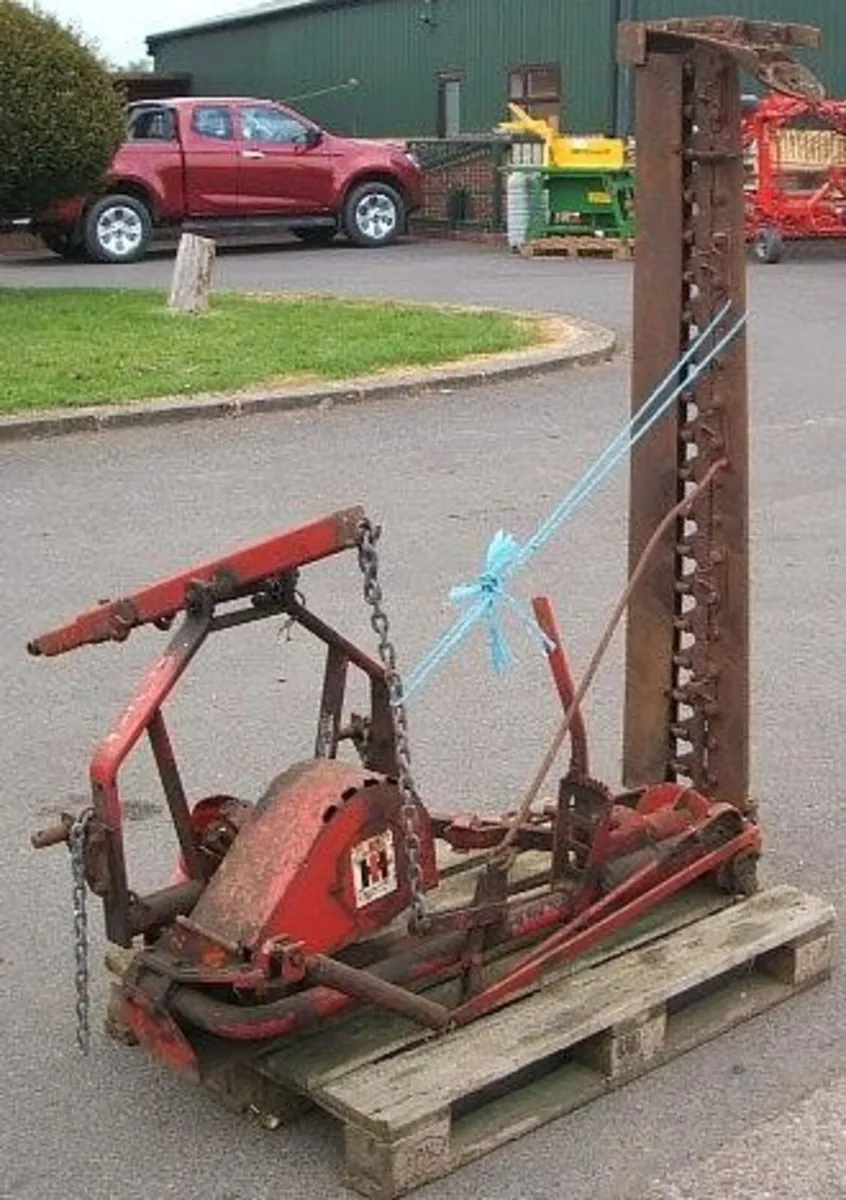 MCCORMICK 542 FINGERBAR MOWER - Image 3