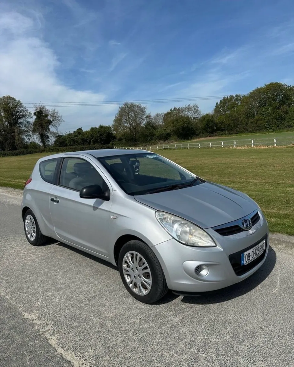 Hyundai i20 2009 - Image 1