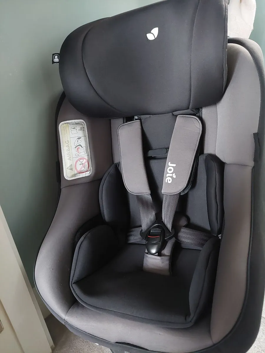 Joie 360 Car seat - Image 4