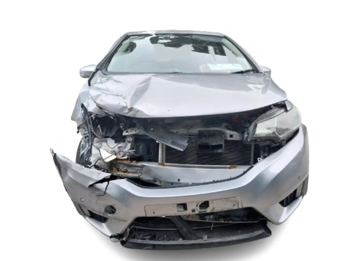 2016 HONDA JAZZ For Breaking/Dismantling - Image 2