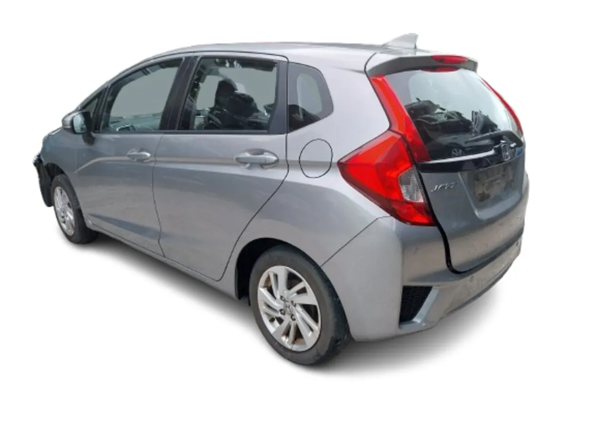 2016 HONDA JAZZ For Breaking/Dismantling - Image 4