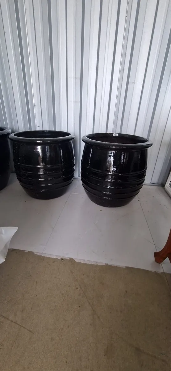 Garden Pots - Image 1