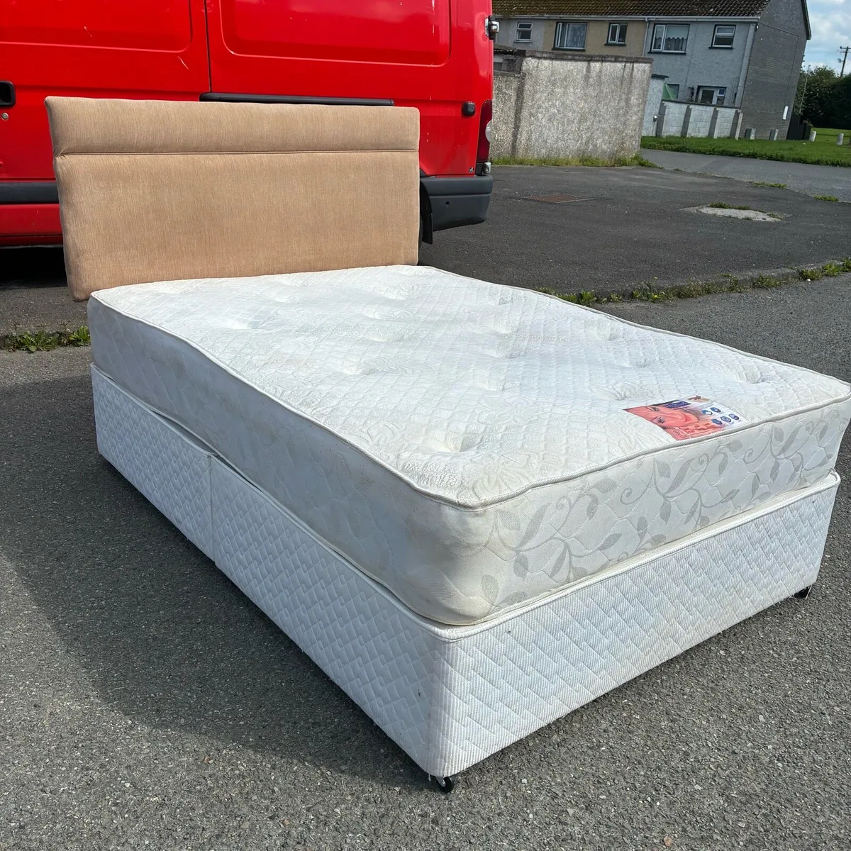 4ft6” Double Bed - Image 1