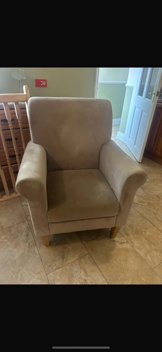 Armchairs - Image 1