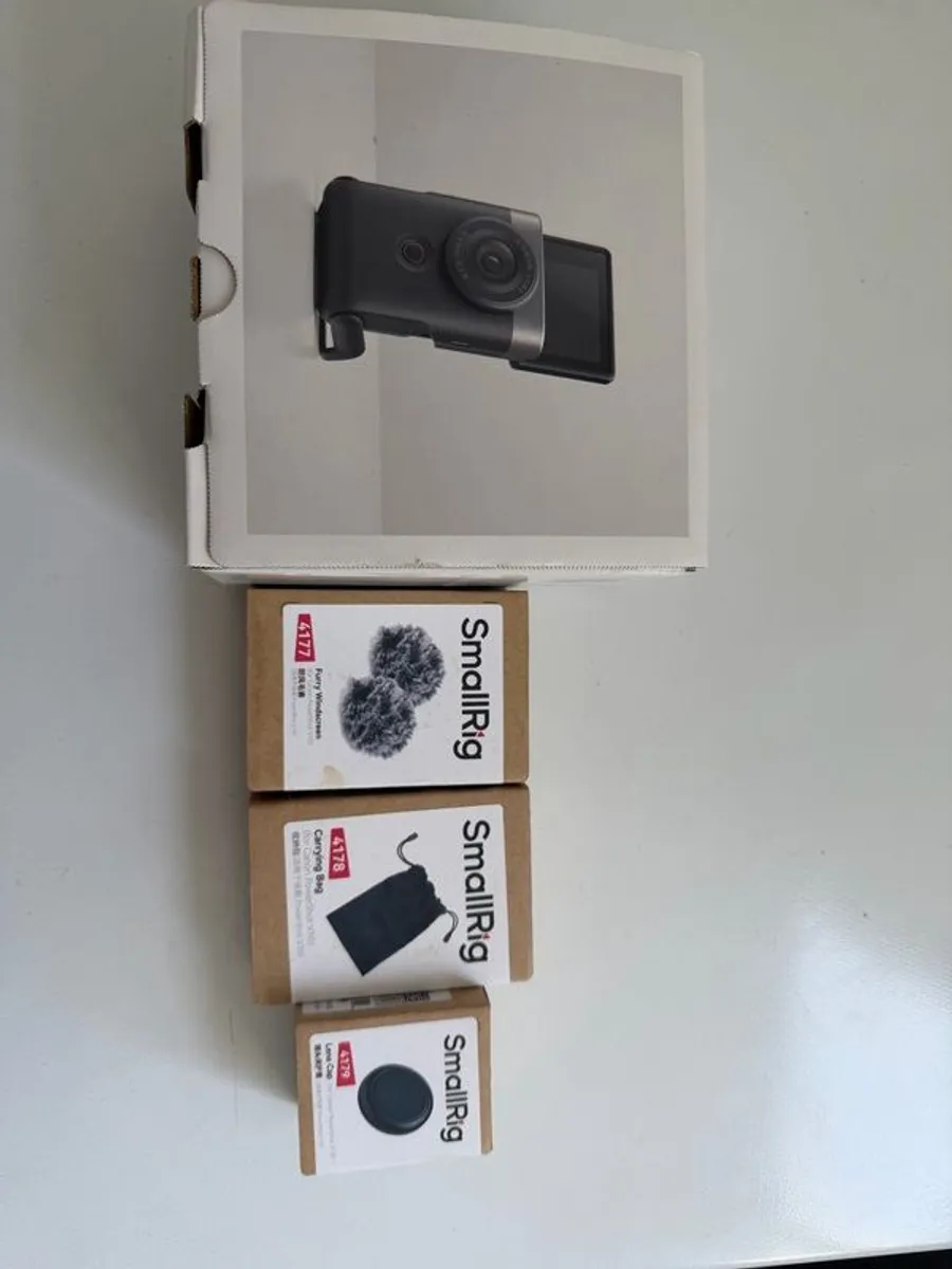 Canon - Image 3