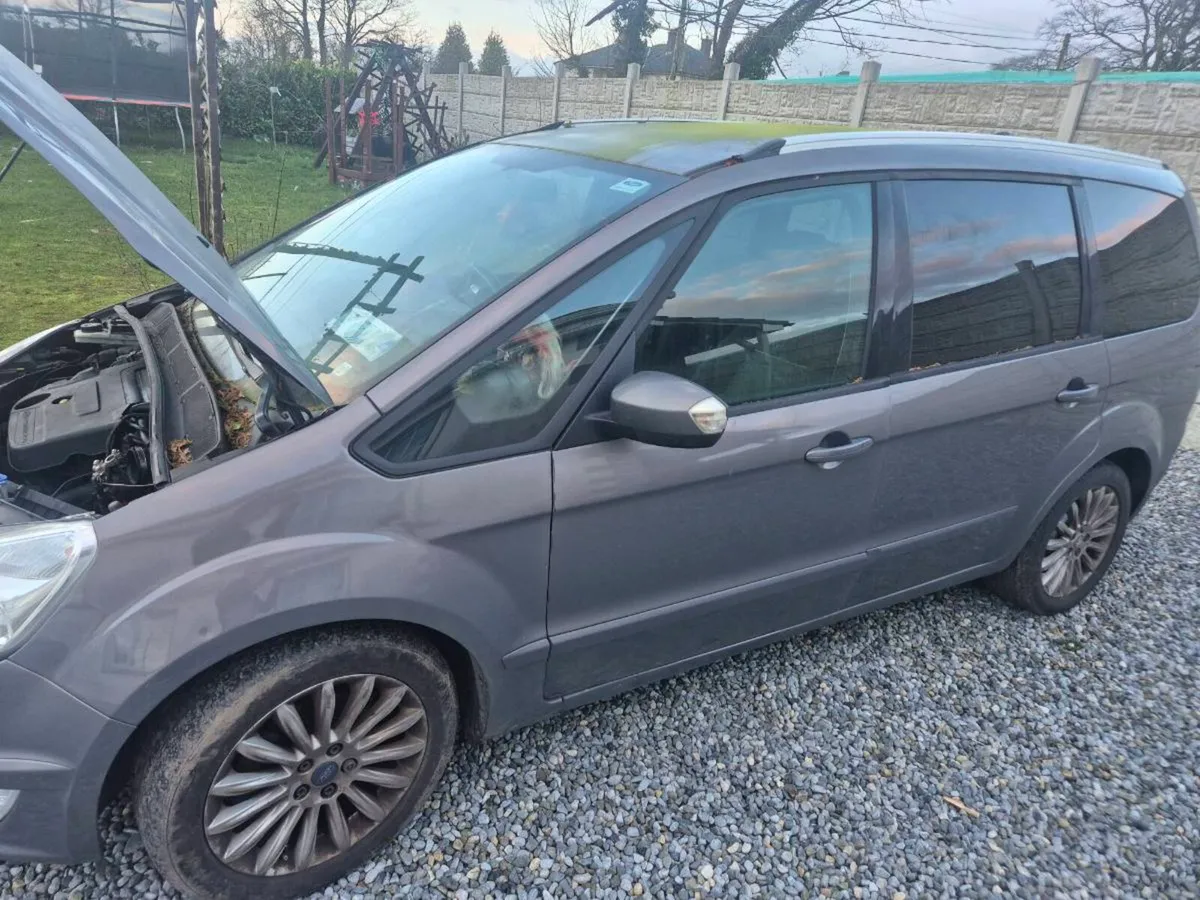 Car - Image 3