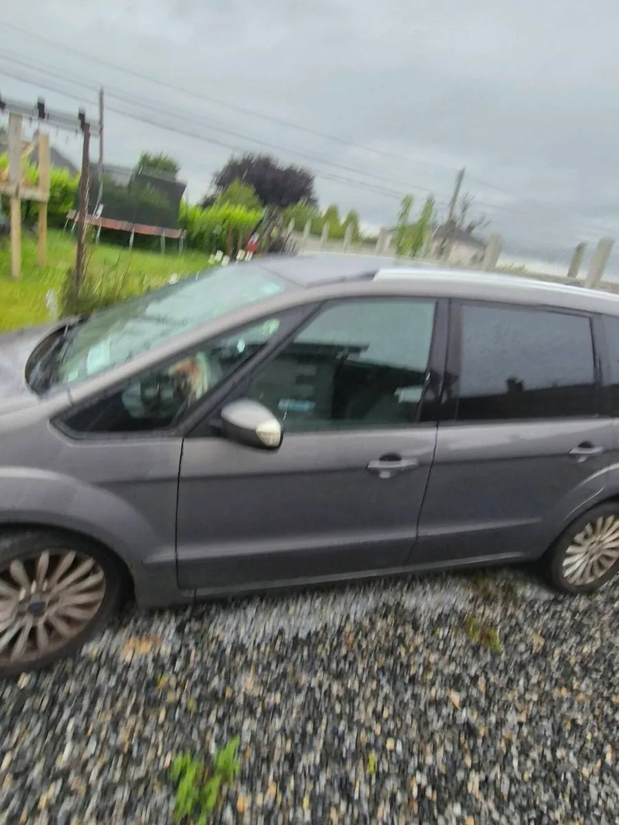 Car - Image 1
