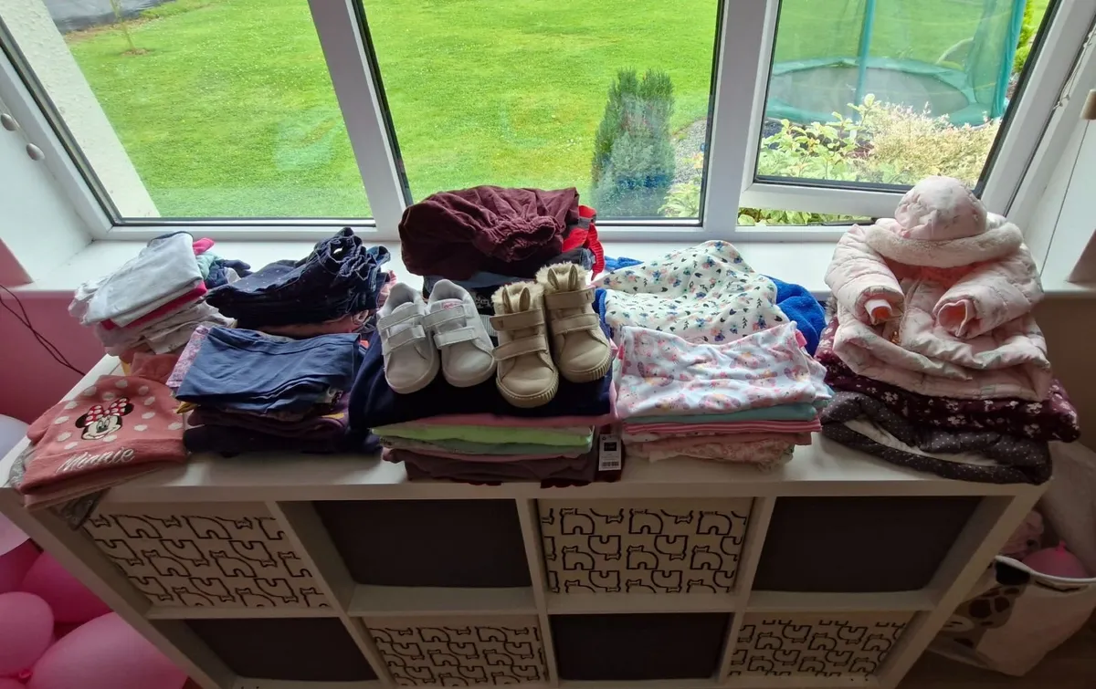 GRIL clothes size 12-36 months - Image 1