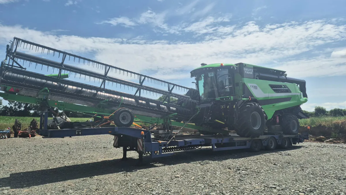 2020 9306TSB Deutz-Fahr Combine - Image 1