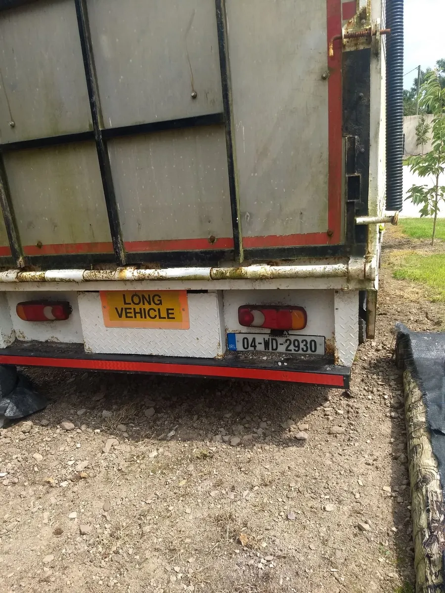 Horse truck - Image 4