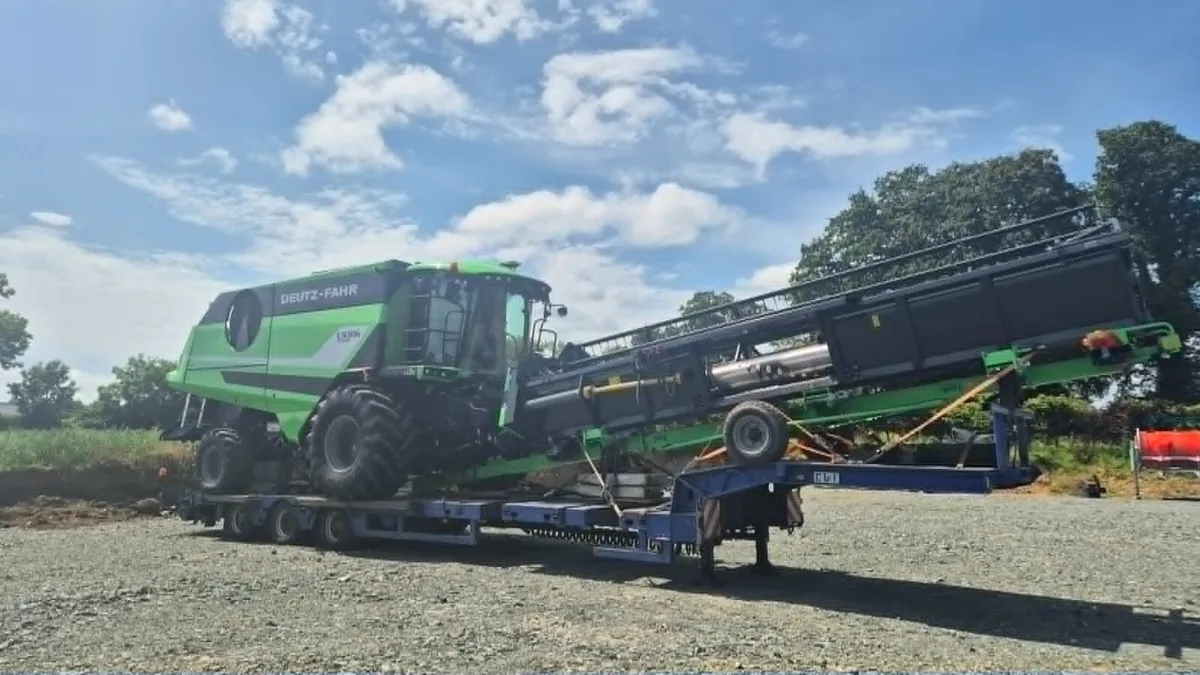 2020 9306TSB Deutz-Fahr Combine - Image 4