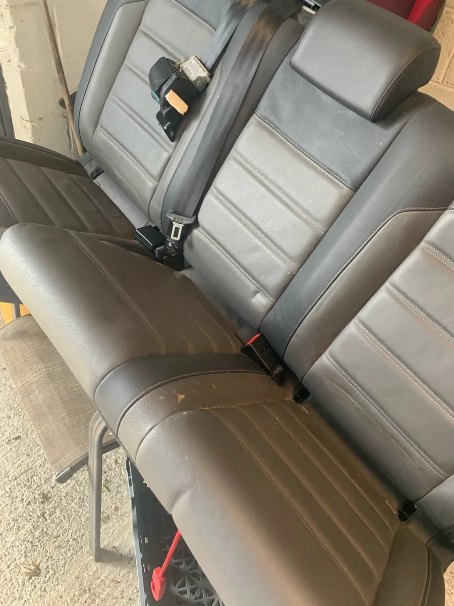 Seat for Amarok - Image 1