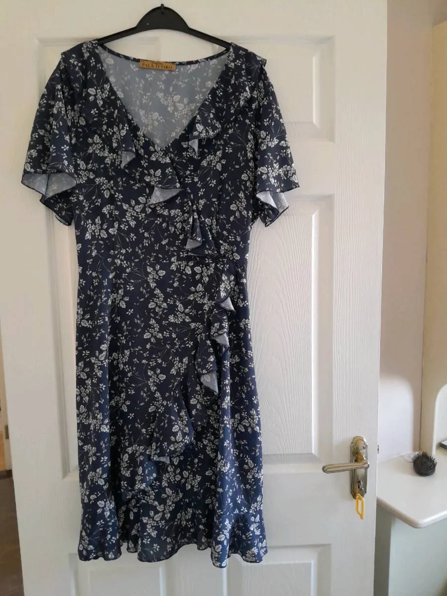 Ladies dresses - Image 1