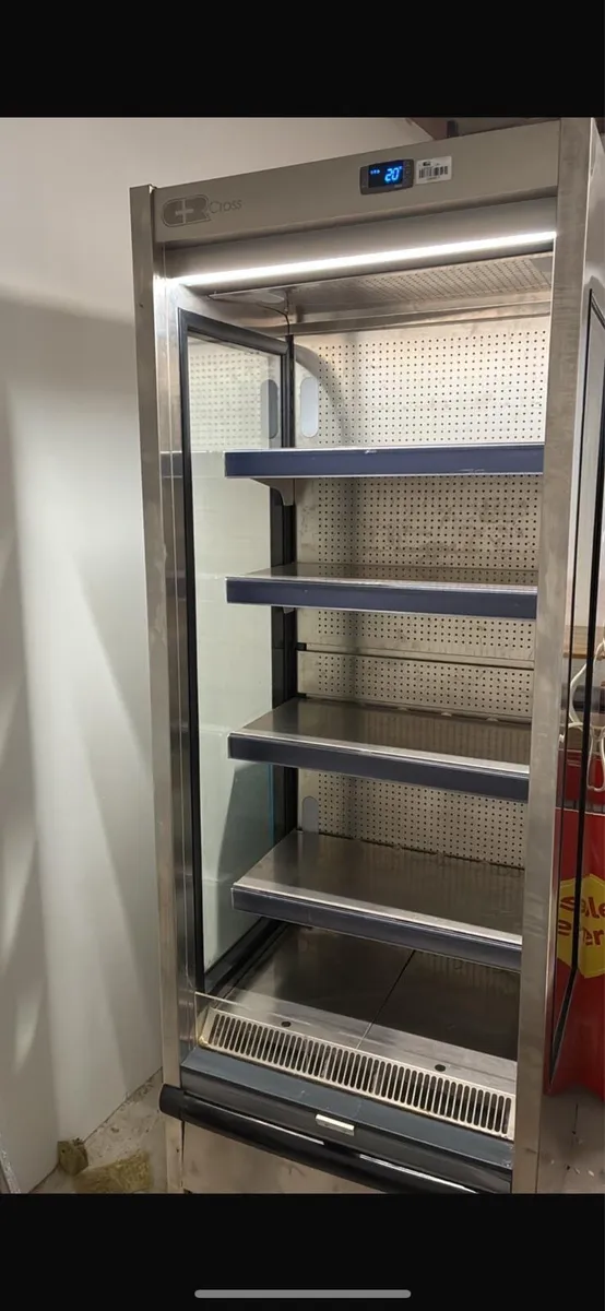Grab and go fridge - Image 1