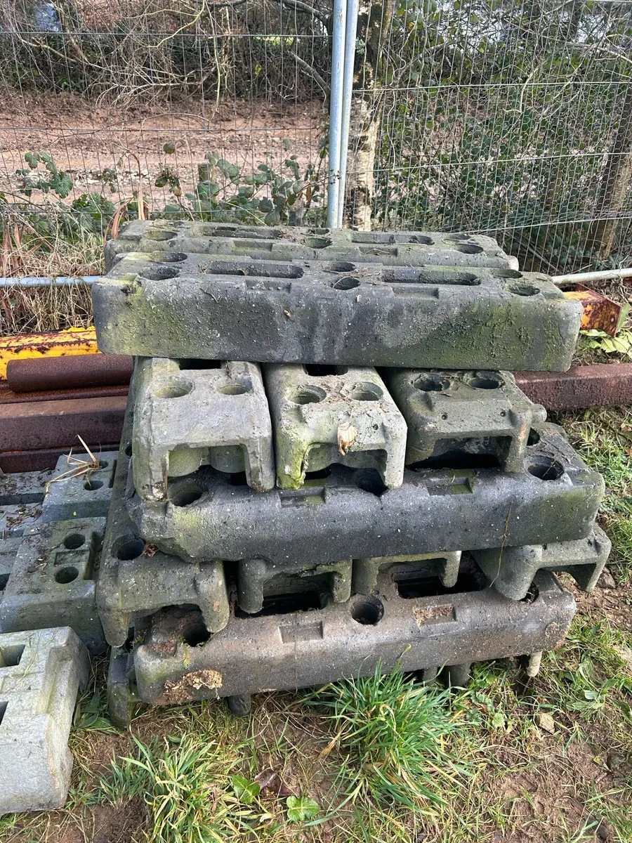 25 Security Barrier bases - Image 3