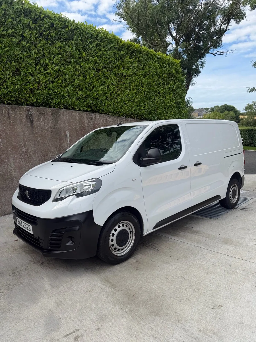 2023 Peugeot Expert Premium 6 Speed Twin Doors - Image 1