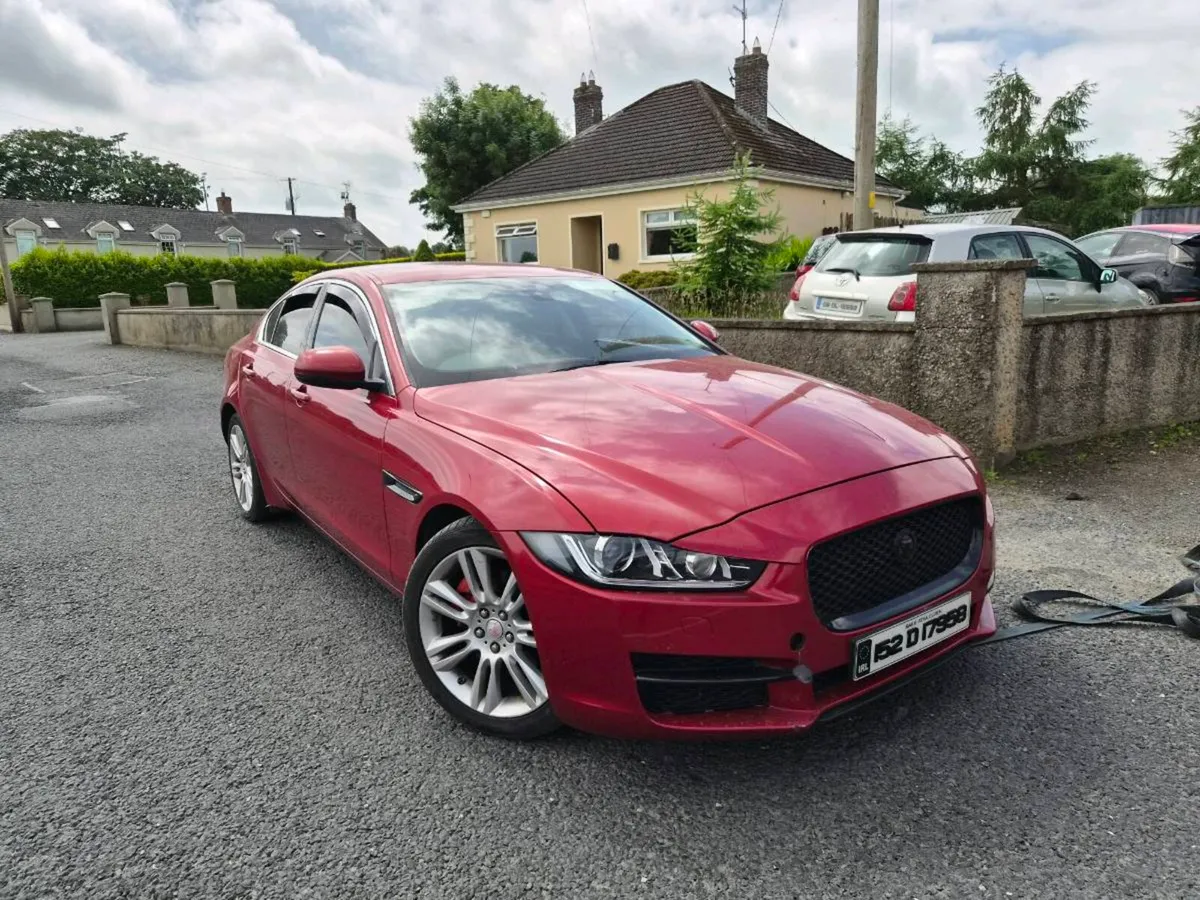 Jaguar Xe 2015 Automatic - Image 1