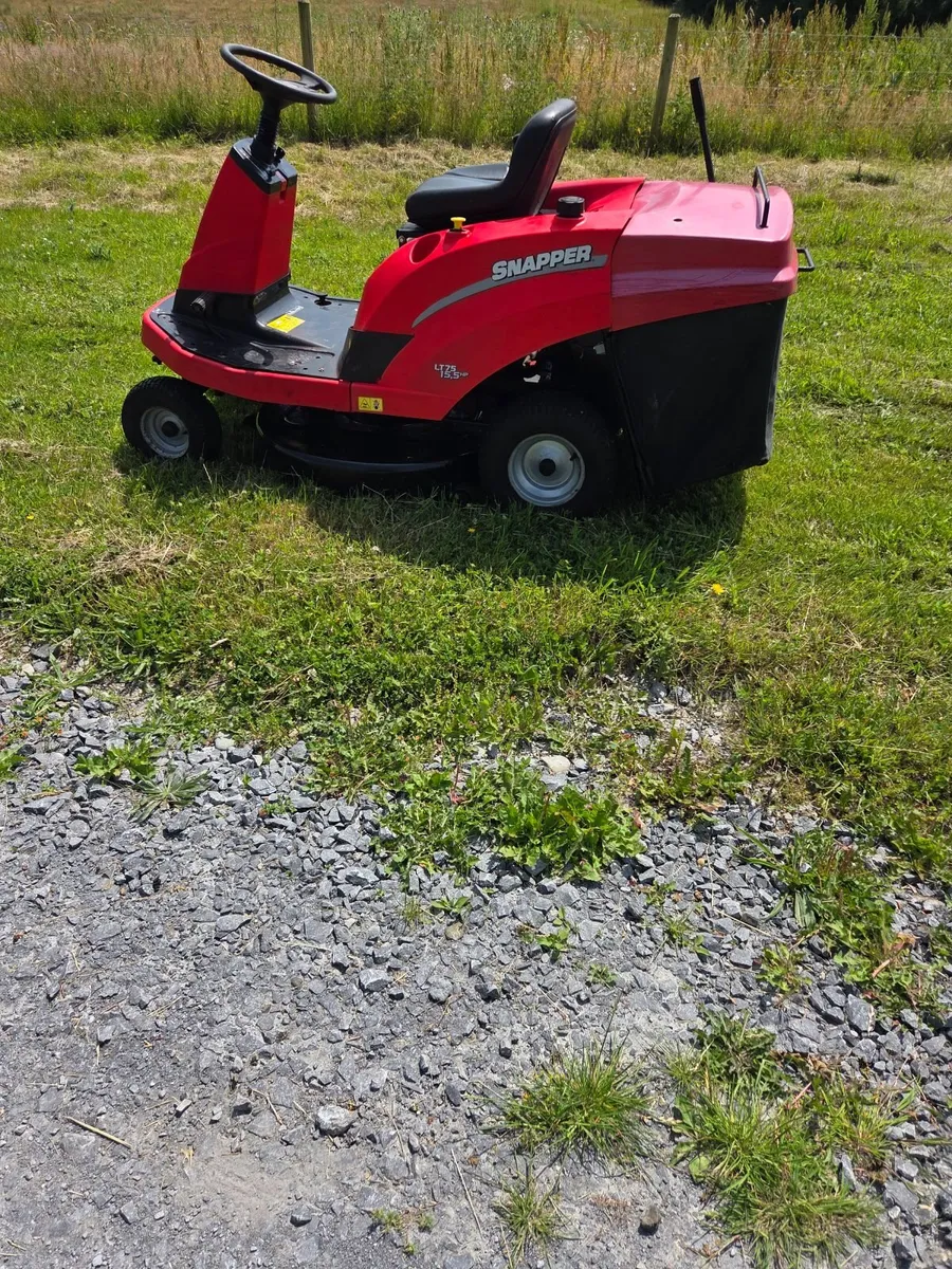 For sale snapper ride on mower - Image 4