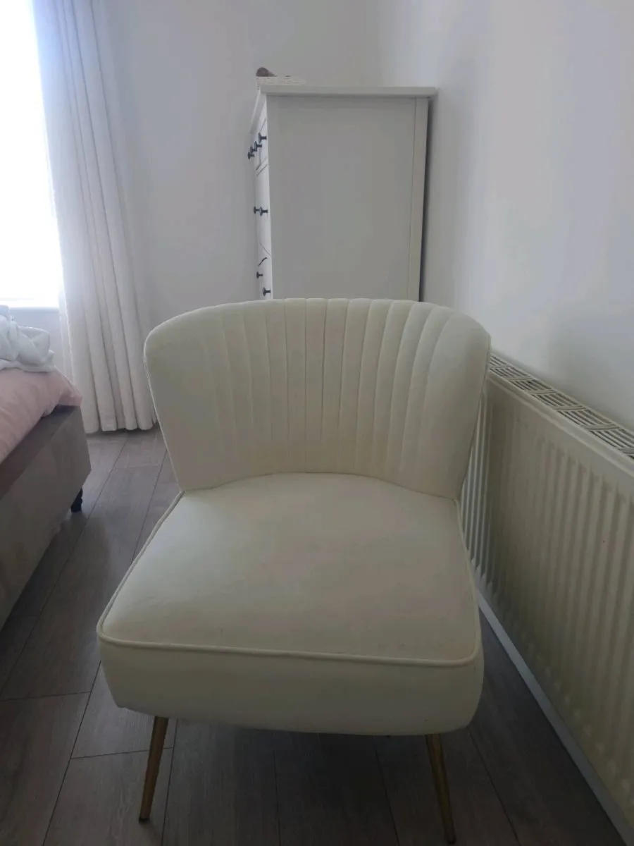 Lounge chairs - Image 2