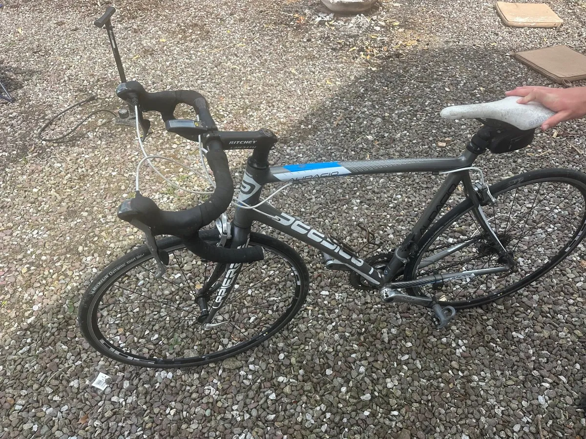 Racing bike - Image 3