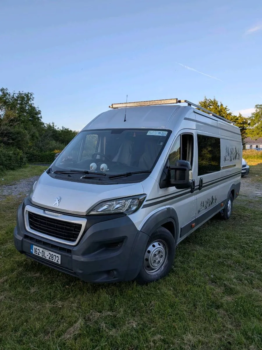 4 berth campervan - Image 1
