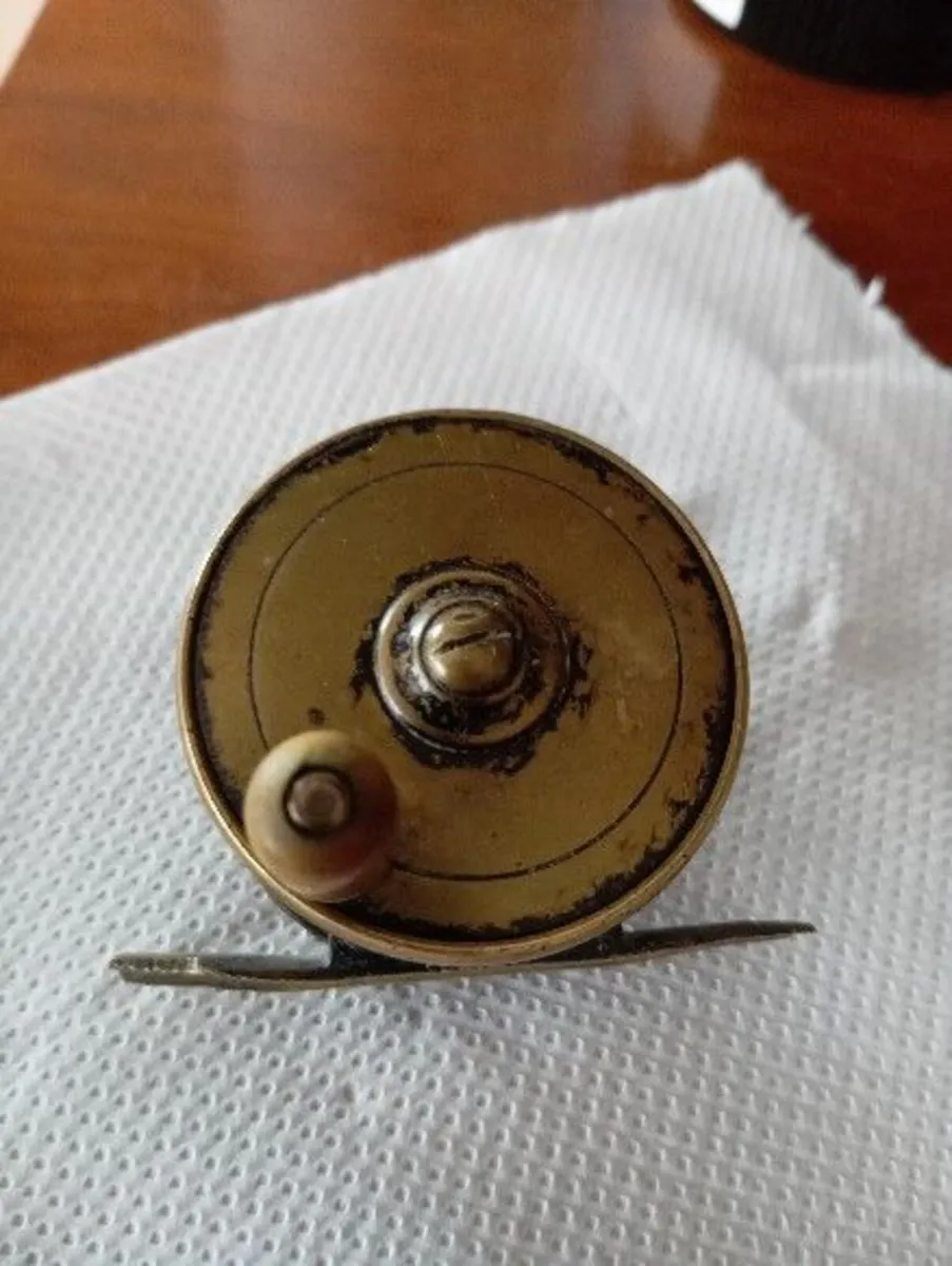 Old Vintage Brass Fishing Reel - Working Perfect - Image 4