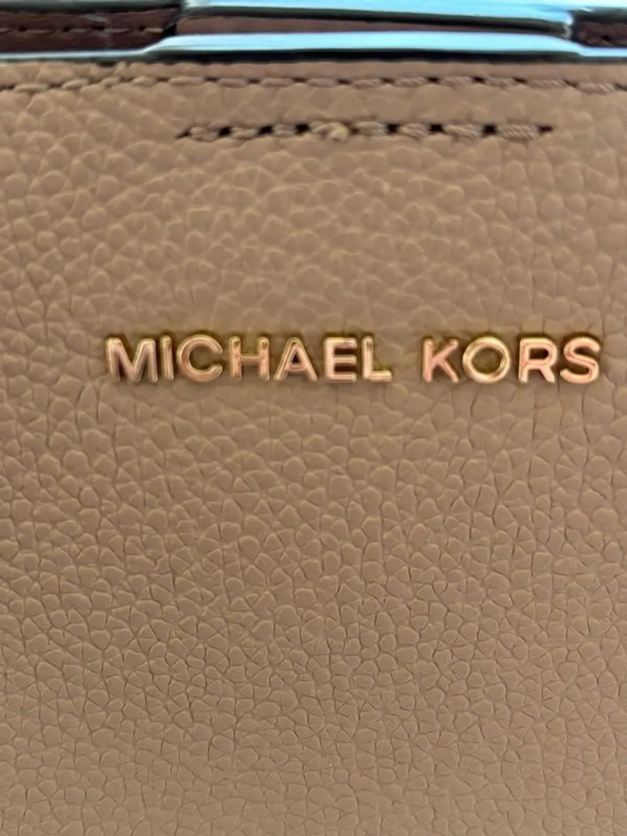 ladies bags - Image 1
