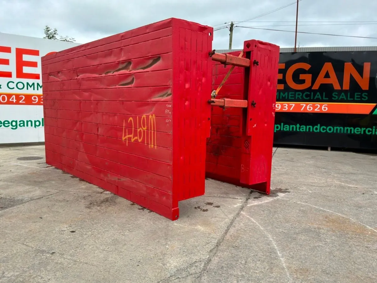 5.0mts Conquip manhole trench box assembly.......4 - Image 1