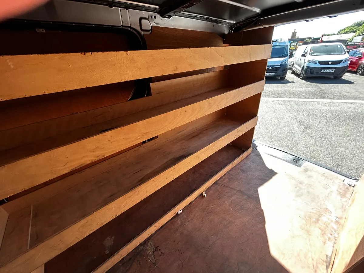 CHOICE OF 2 - Citroen Dispatch 2022 - Image 4