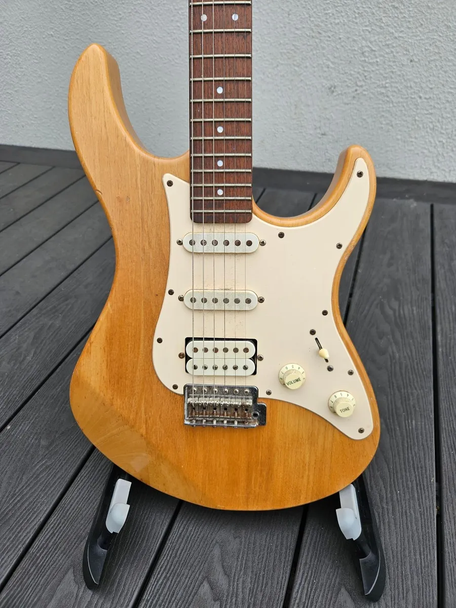 Yamaha Pacifica 112, Natural Satin - Image 3