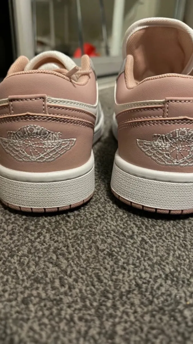 Nike Jordan size 6 - Image 4