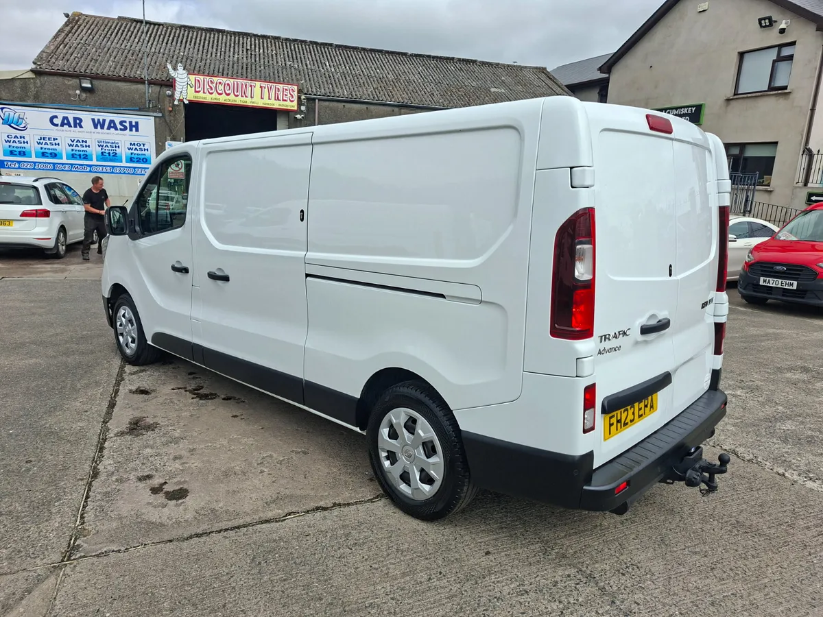 2023 RENAULT TRAFIC 2.0 130 BHP ADVANCE  LWB - Image 4