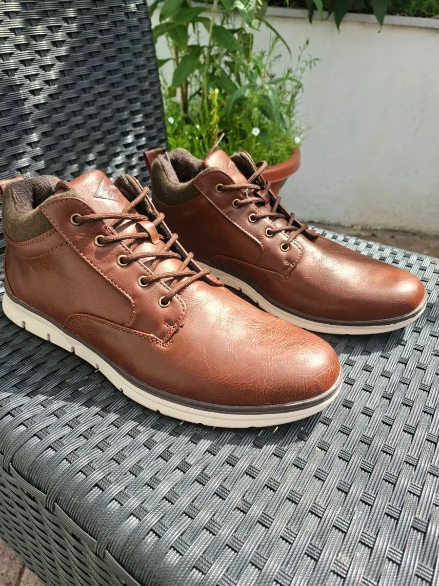 Men's Brown Leather Boots Brand New UK12 - Image 1