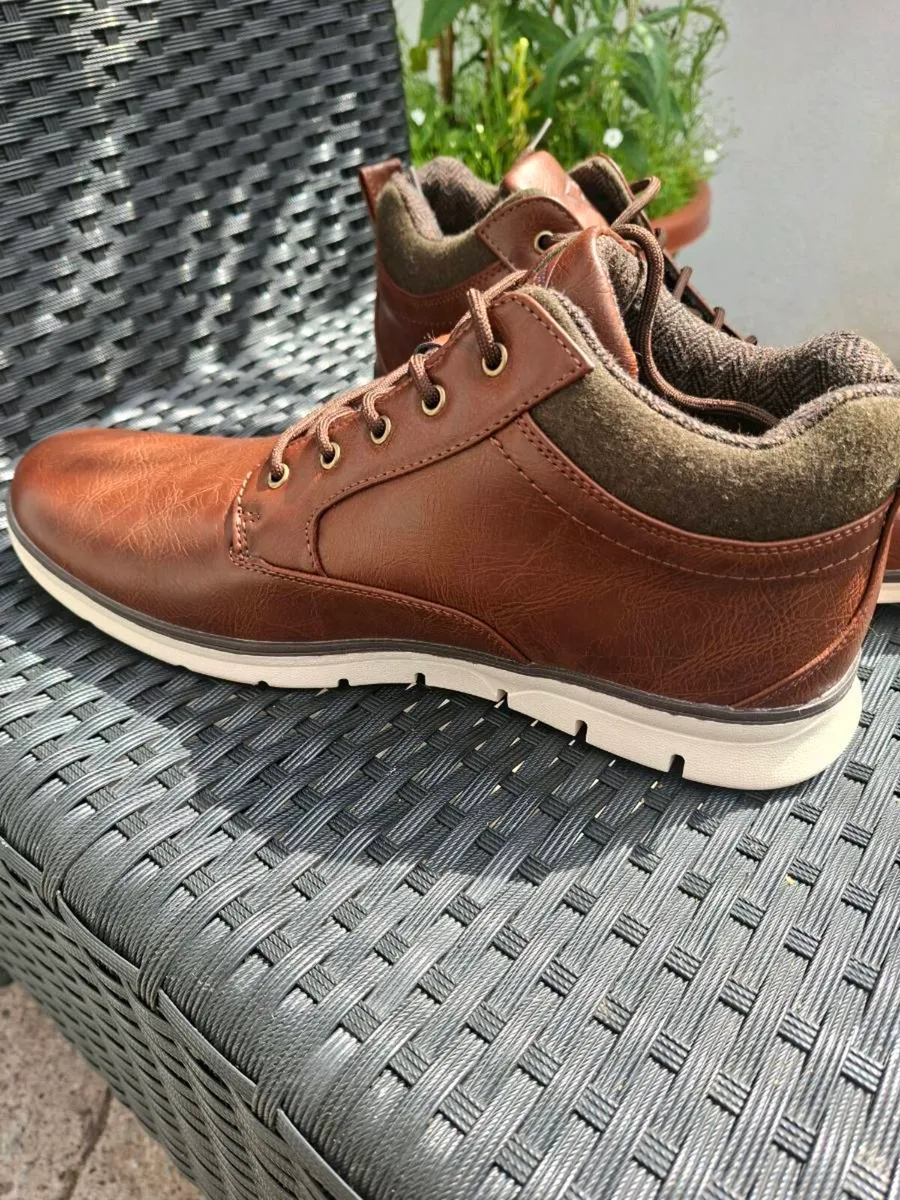 Men's Brown Leather Boots Brand New UK12 - Image 3
