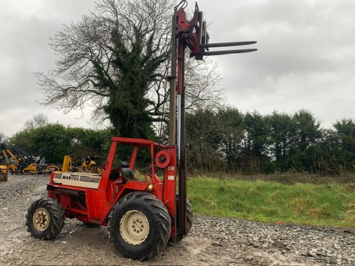 MANITOU 4RM 26PC 4WD FORKLIFT - Image 2