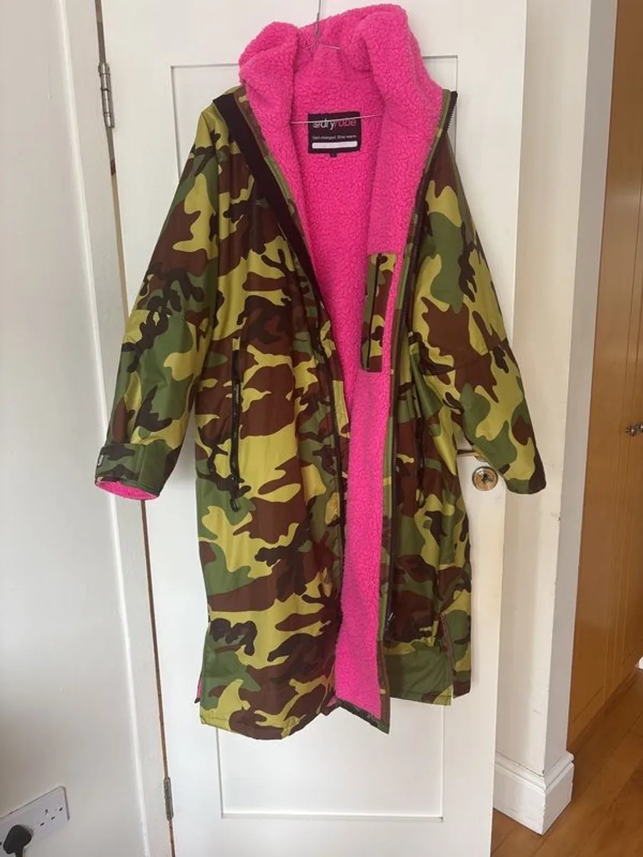 Dryrobe - Image 1