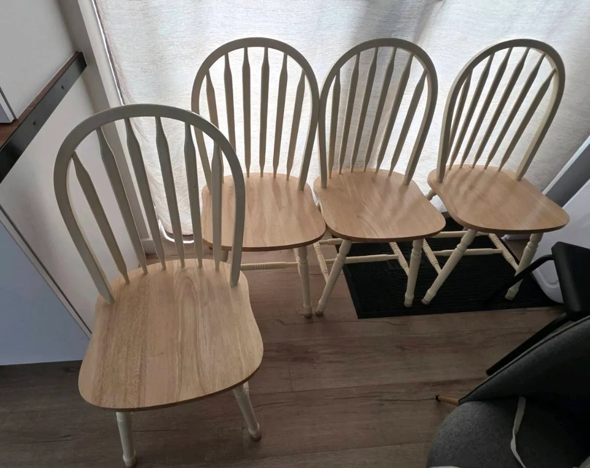 4 chairs for sale in great condition