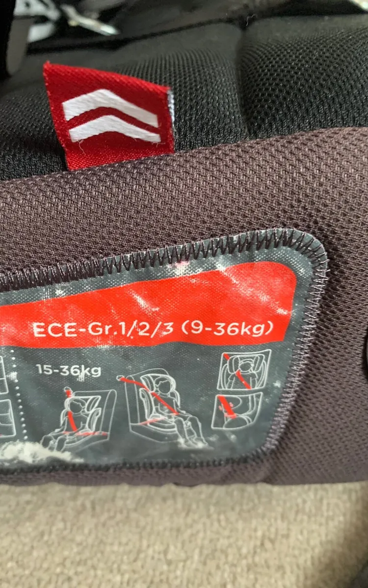 Car seat 9-36kg - Image 3
