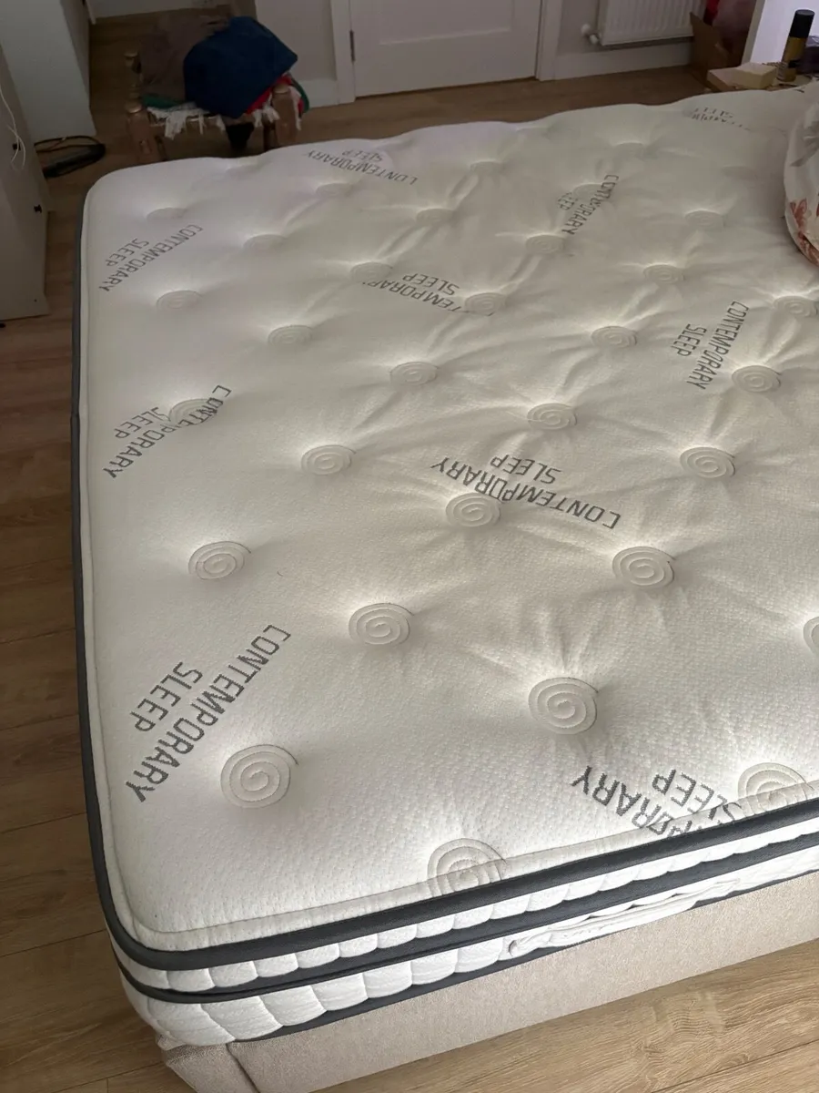 King size Mattress almost like new - Image 1