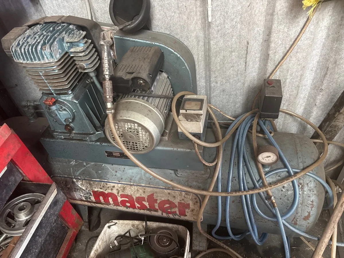 Mechanic tools + Master Compressor - Image 1