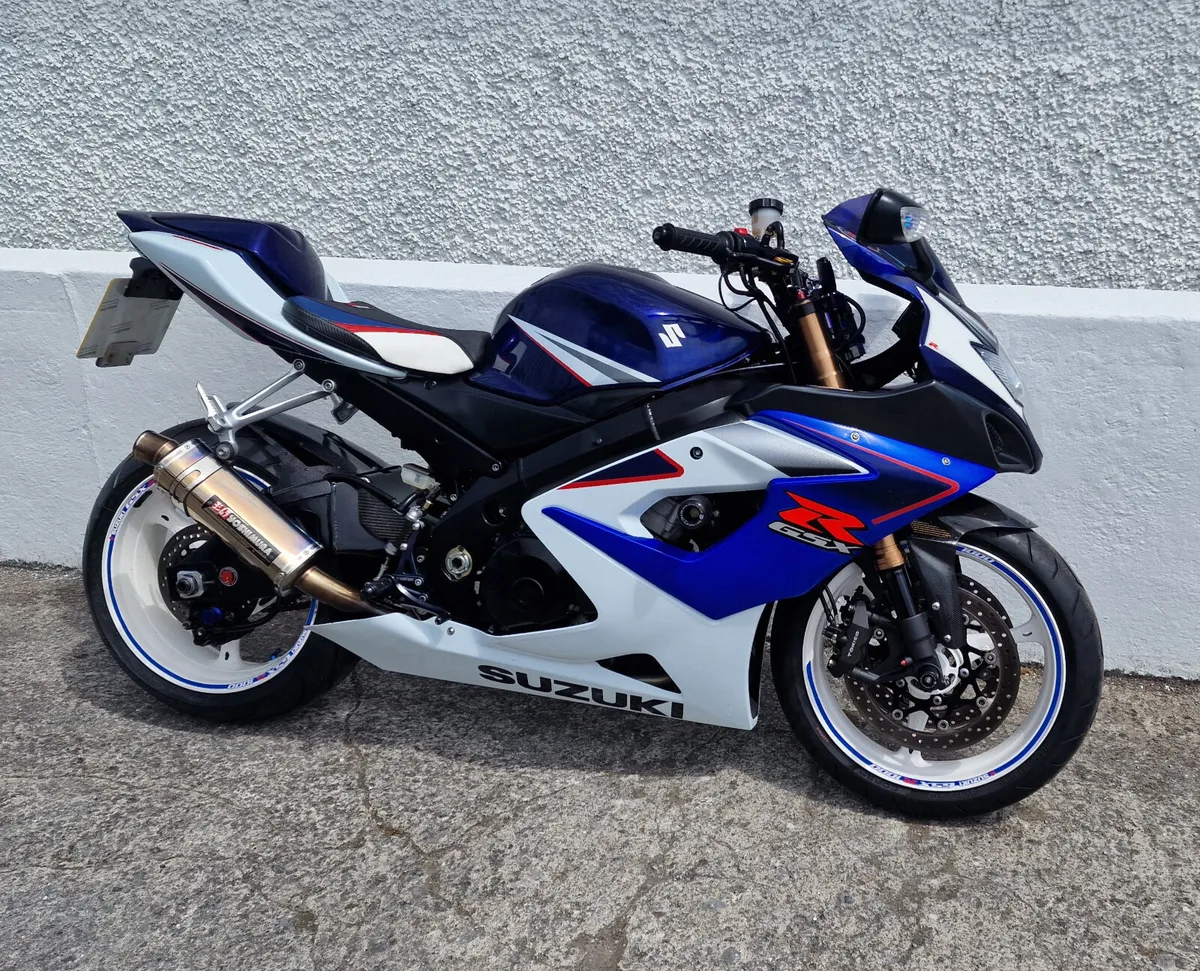 Gsxr1000K6 Collectable @ Doyles - Image 1
