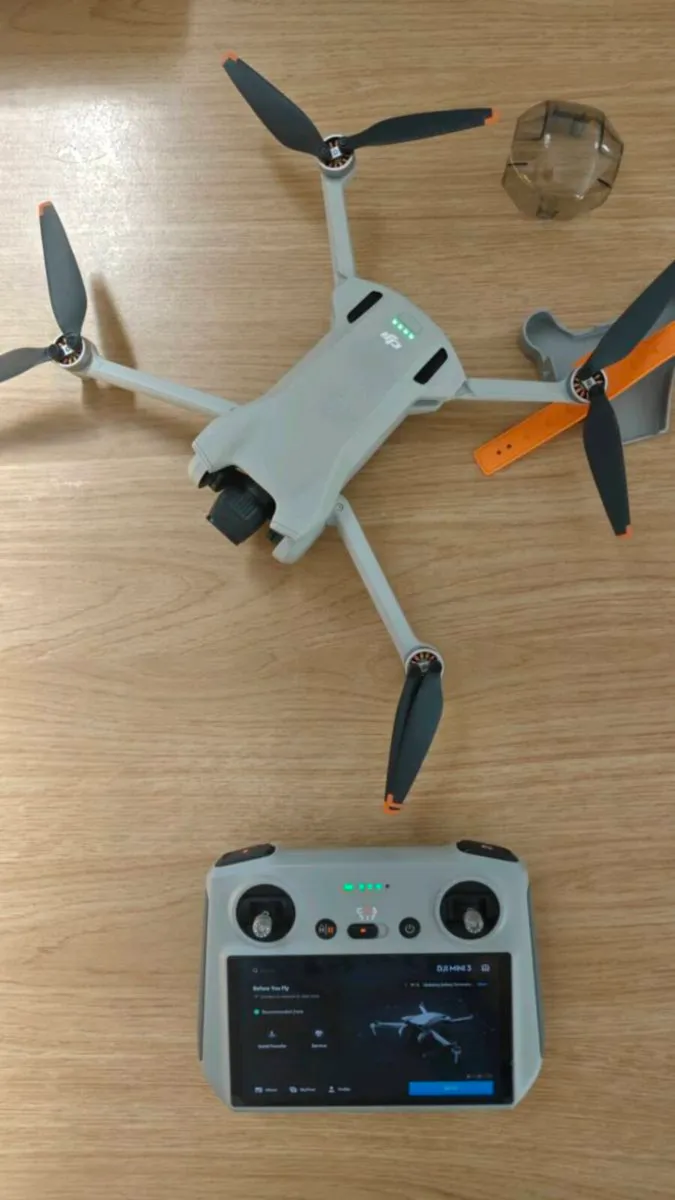 DJI Mini 3 with DJI RC (Built-in Screen) – Mint Co - Image 1