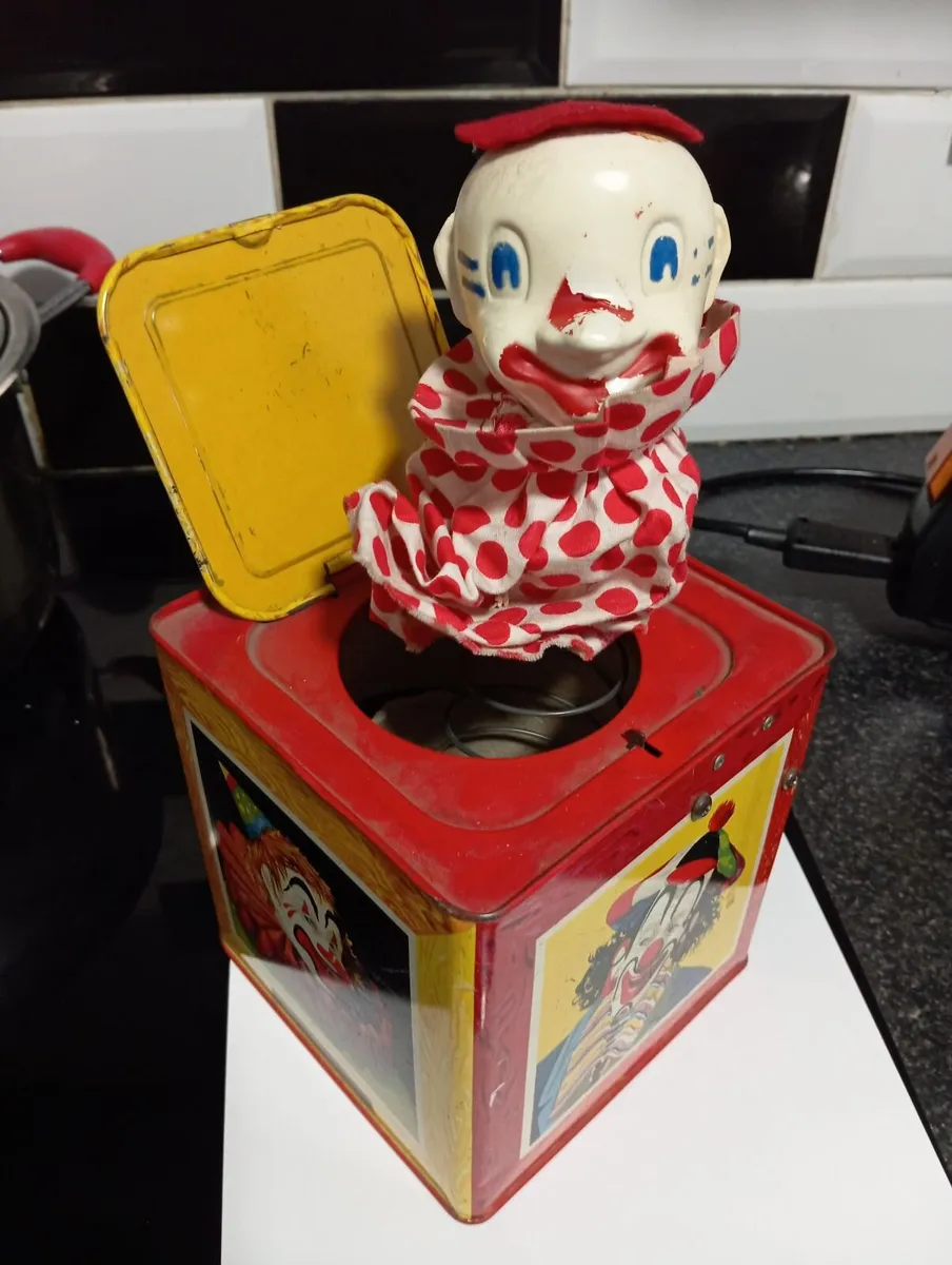 Old Vintage Jack in the Box - Image 1