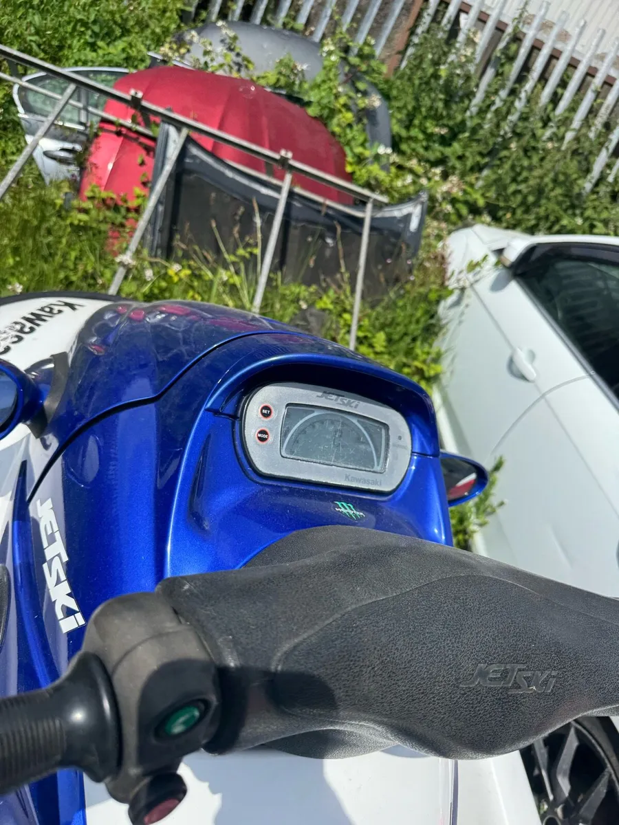 Kawasaki 900 jetski 3 seater - Image 3