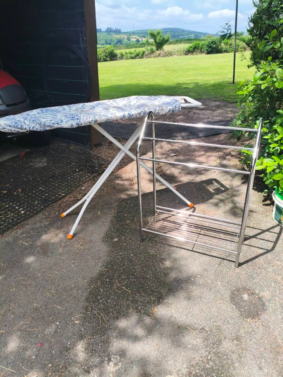 Iron board, trowel stand as good as new, 15.both - Image 1