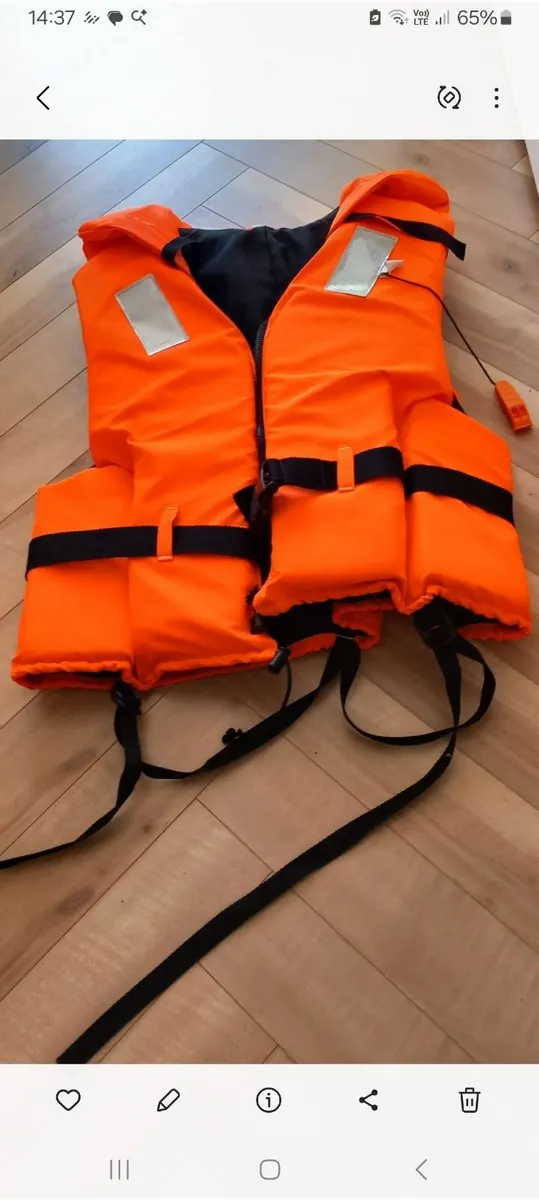 Life jacket