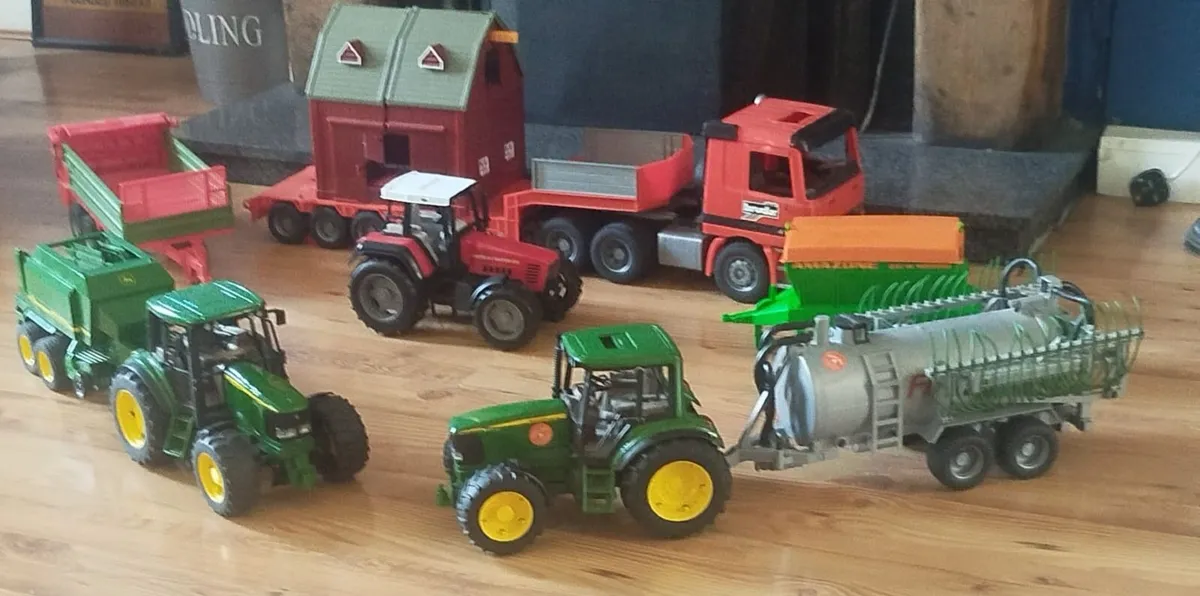 Toy Truck,Tractors and Trailers and Farm Barn