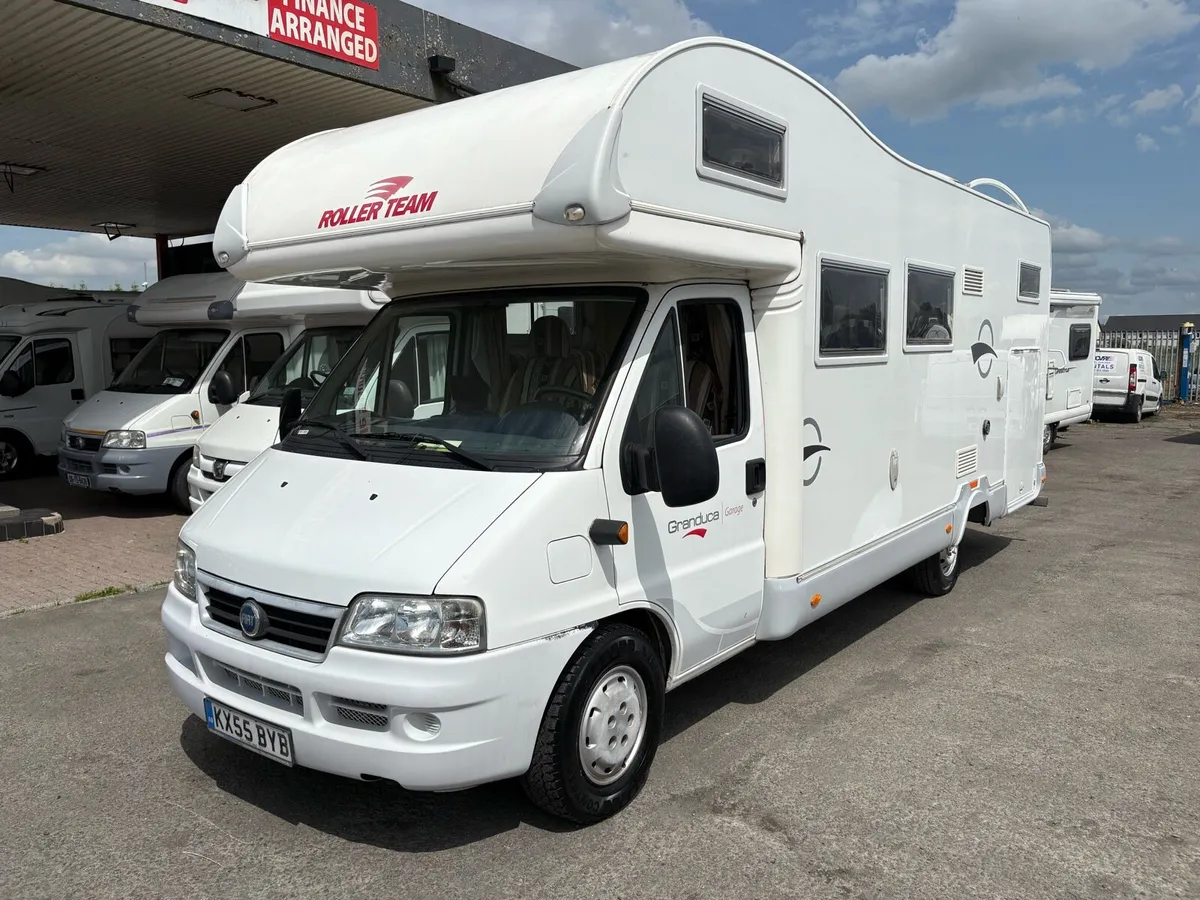 05 Rollerteam 6berth fixed bed in rear ! - Image 1